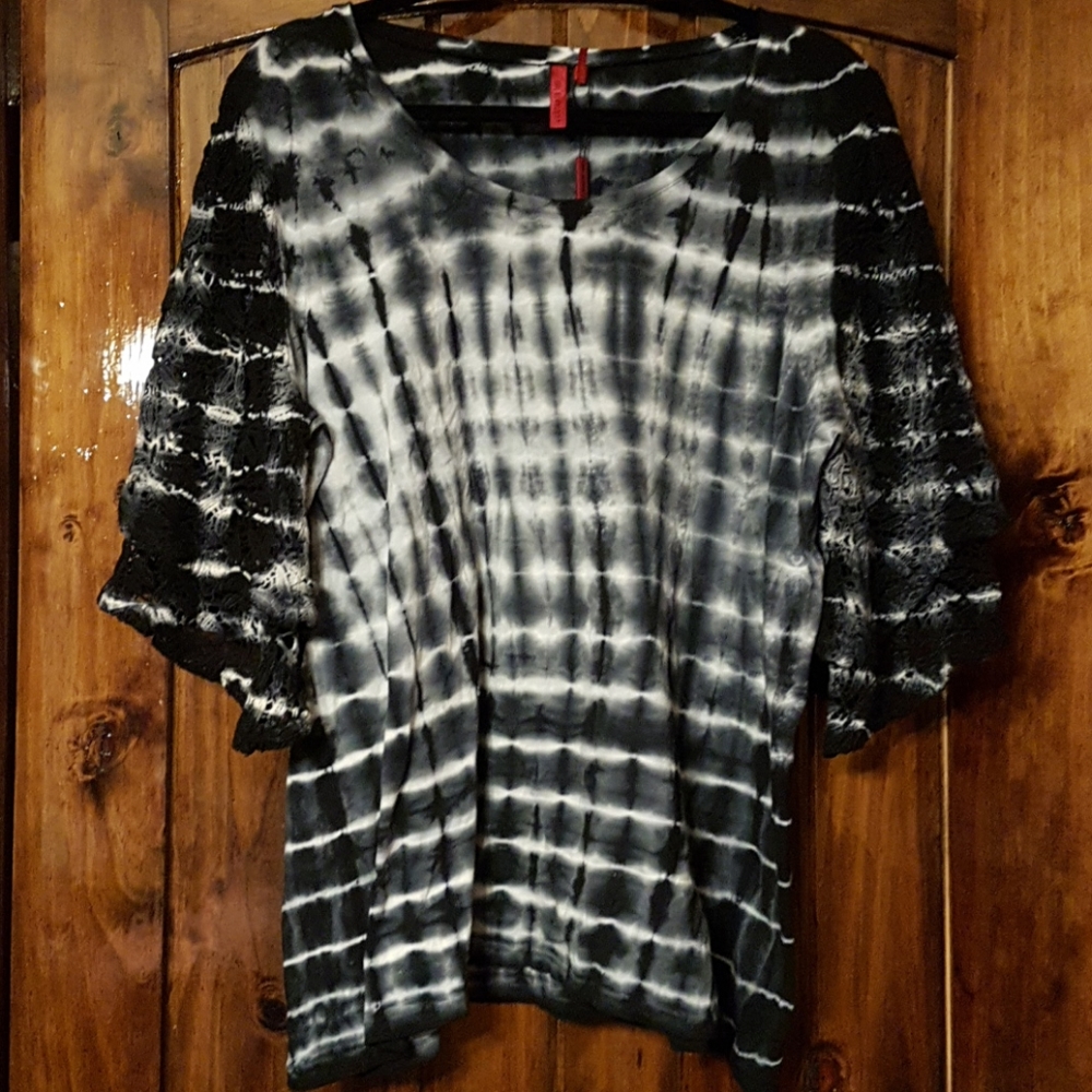 Love Scarlett Tie Dye Top